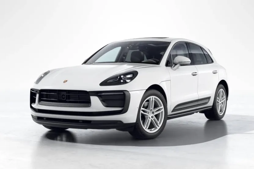 2026 Porsche Macan T photo 1