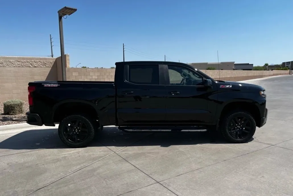 2022 Chevrolet Silverado 1500 LT Trail Boss photo 1