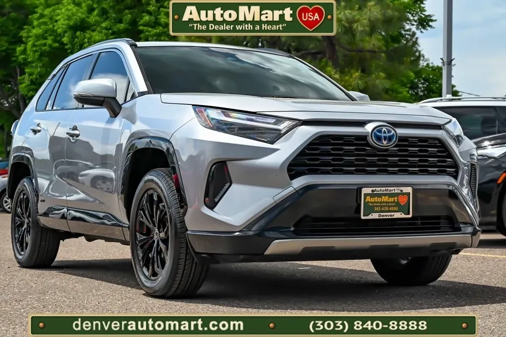 2022 Toyota RAV4 Hybrid SE photo 1