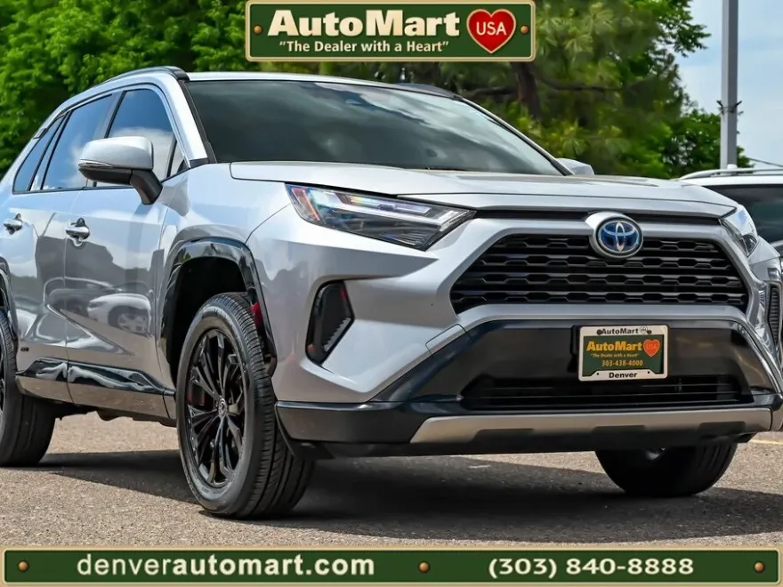 2022 Toyota RAV4 Hybrid SE photo 1