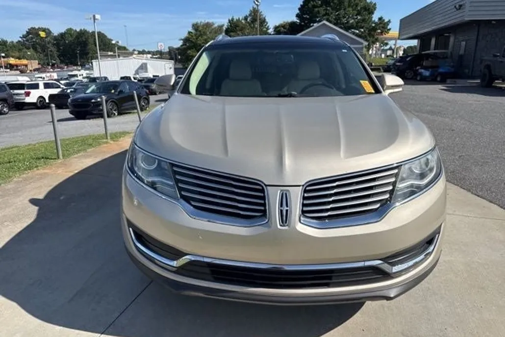 2017 Lincoln MKX Reserve photo 1