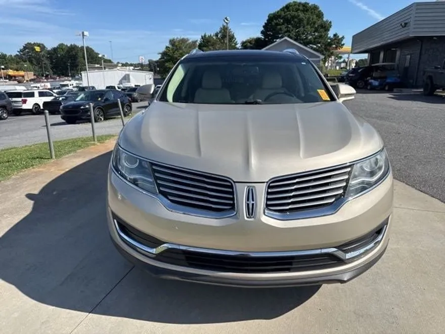 2017 Lincoln MKX Reserve photo 1