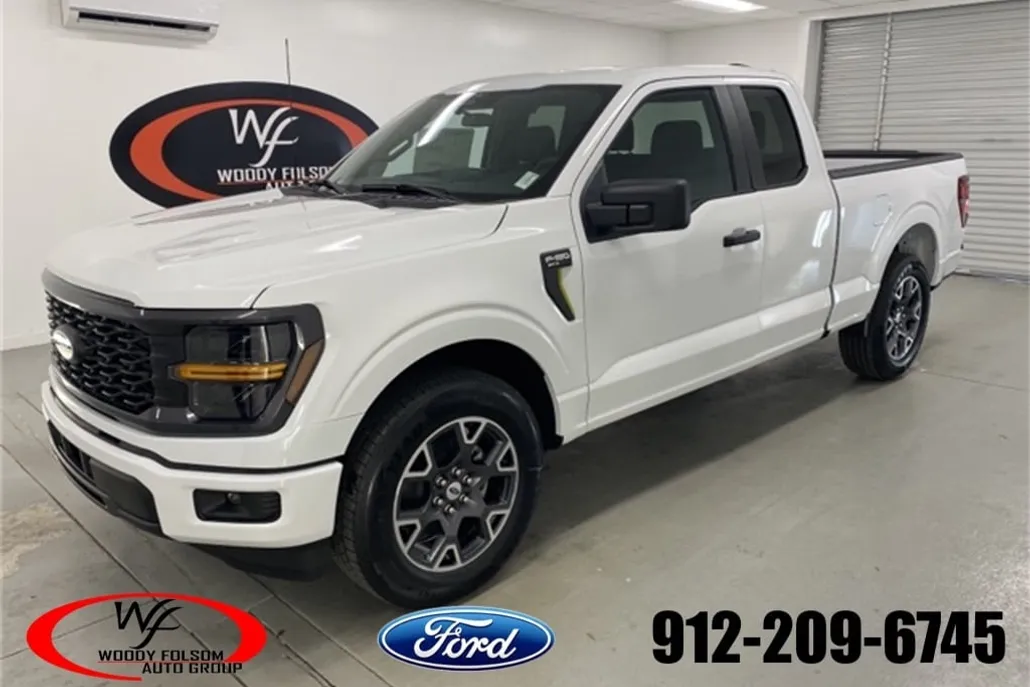 2025 Ford F-150 STX photo 1