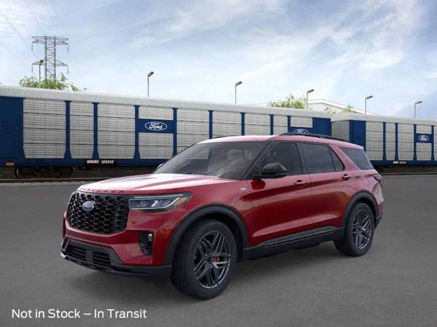 2025 Ford Explorer ST-Line photo 1