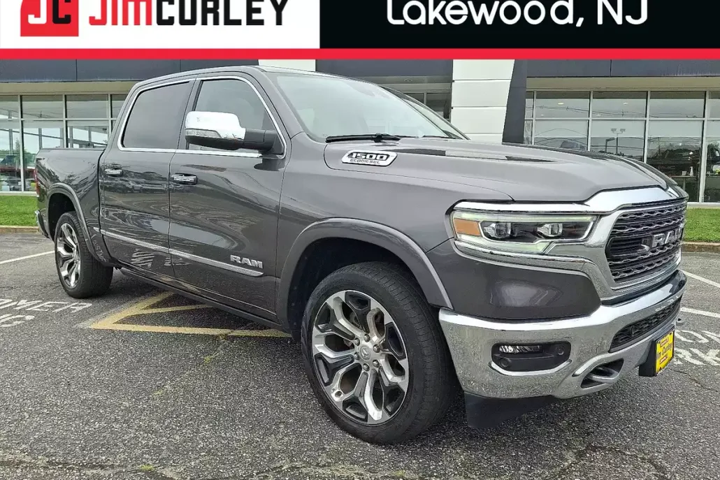 2022 Ram 1500 Limited photo 1