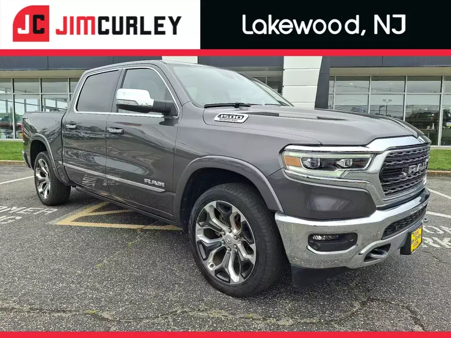 2022 Ram 1500 Limited photo 1