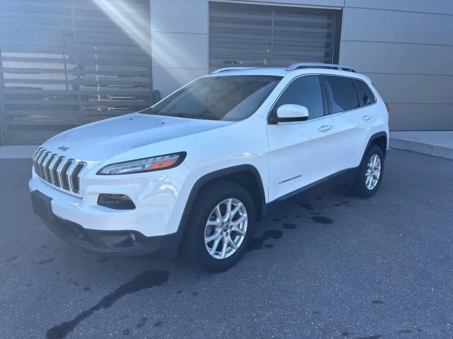2018 Jeep Cherokee Latitude photo 1