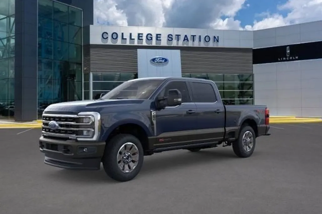2025 Ford F-250 photo 1