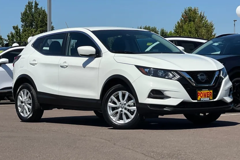 2021 Nissan Rogue Sport S photo 1