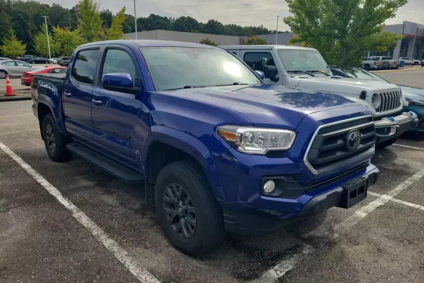2023 Toyota Tacoma SR V6 photo 1