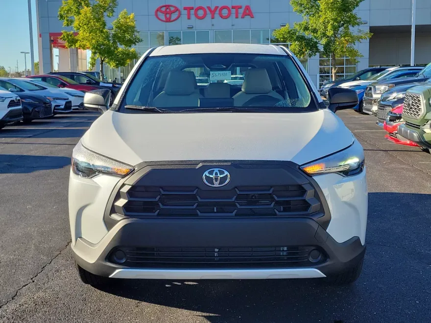 2026 Toyota Corolla Cross L photo 1