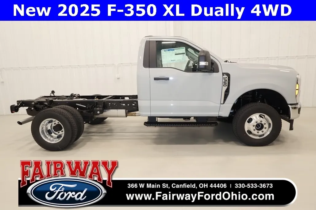 2025 Ford F-350 photo 1