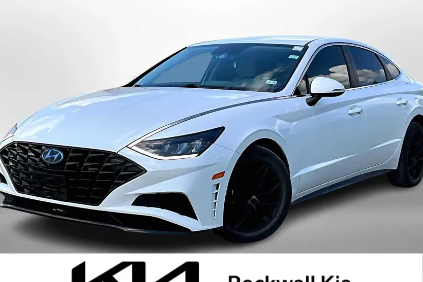 2020 Hyundai Sonata SEL photo 1