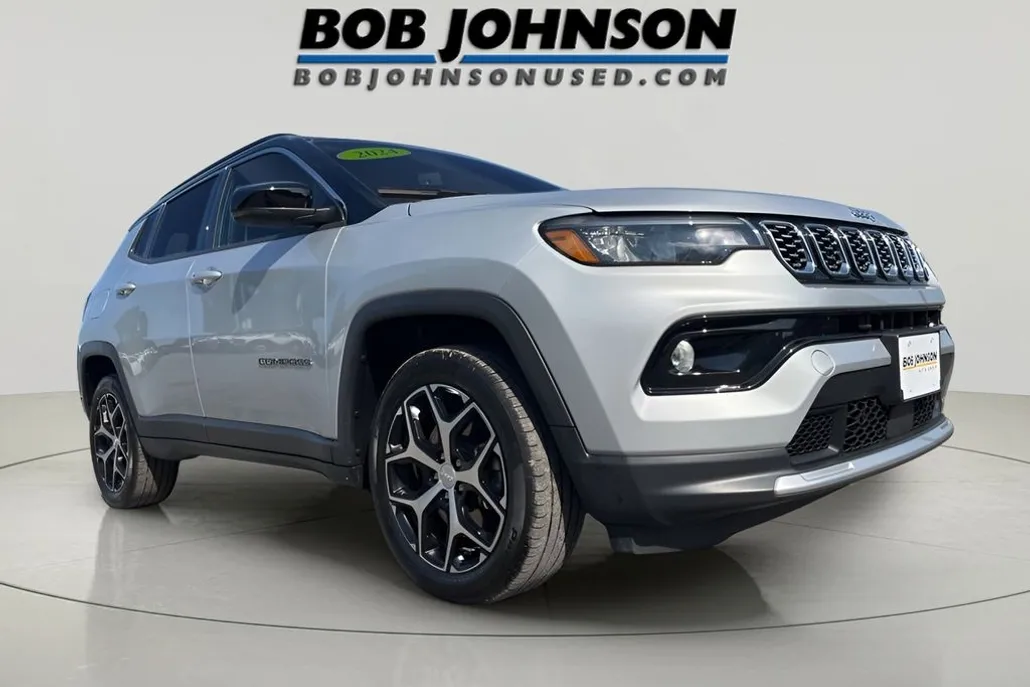2024 Jeep Compass Limited photo 1