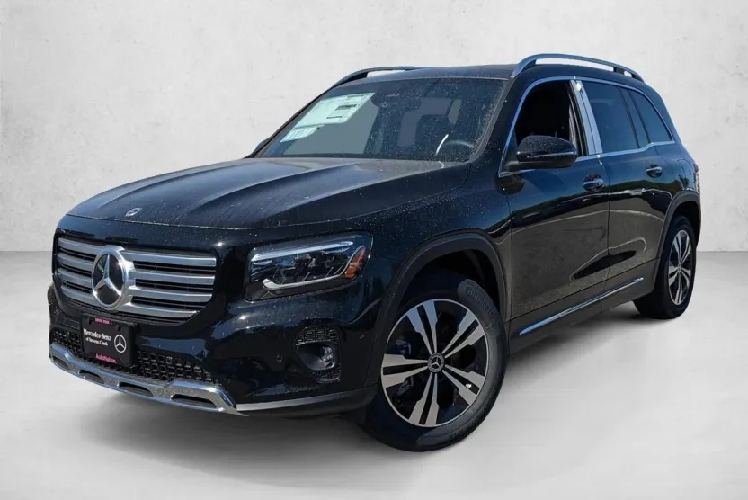 2025 Mercedes Benz GLB 250 photo 1