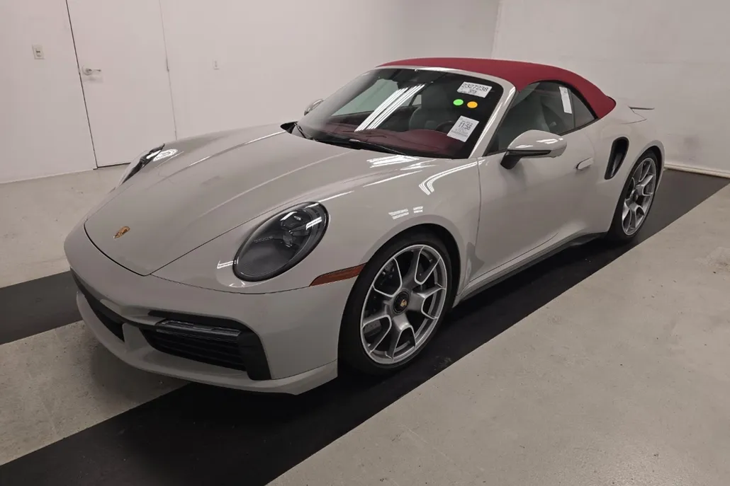 2021 Porsche 911 Turbo S photo 1