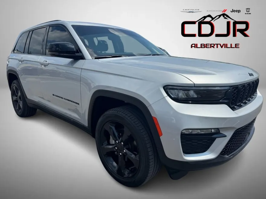2024 Jeep Grand Cherokee Limited photo 1