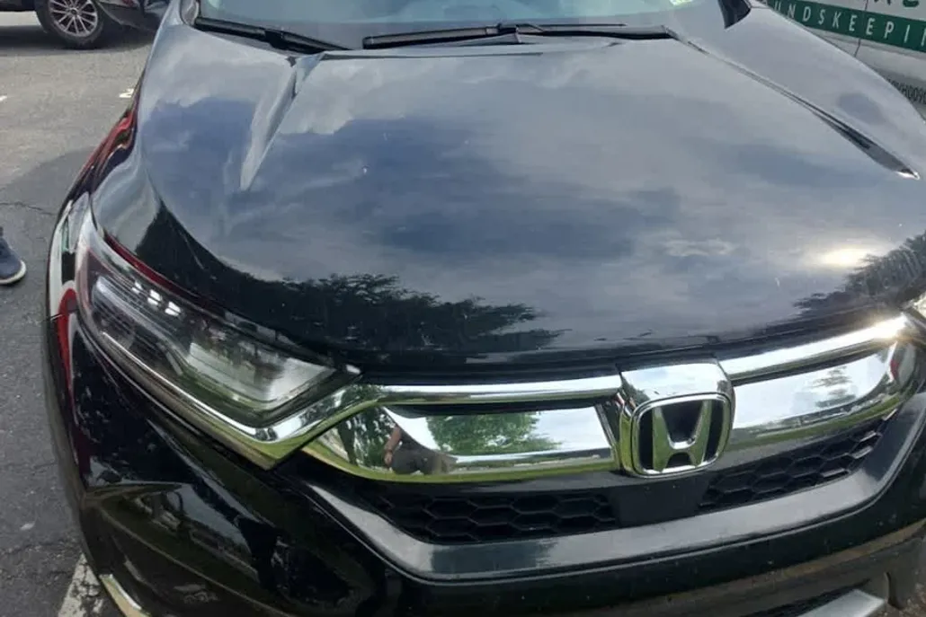 2018 Honda CR-V Touring photo 1