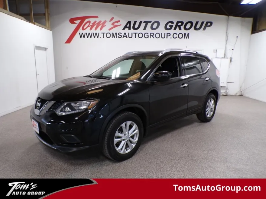2016 Nissan Rogue SV photo 1