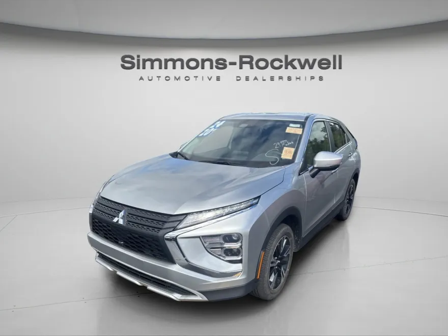 2024 Mitsubishi Eclipse Cross SE photo 1