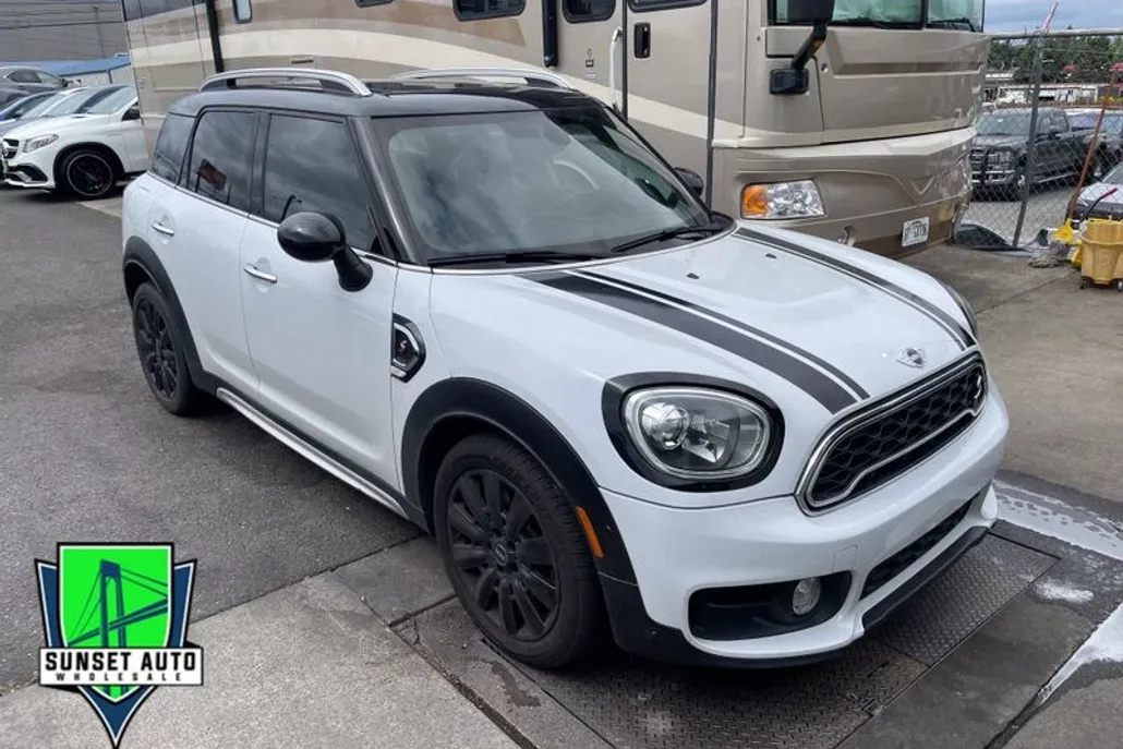 2017 Mini Countryman S photo 1