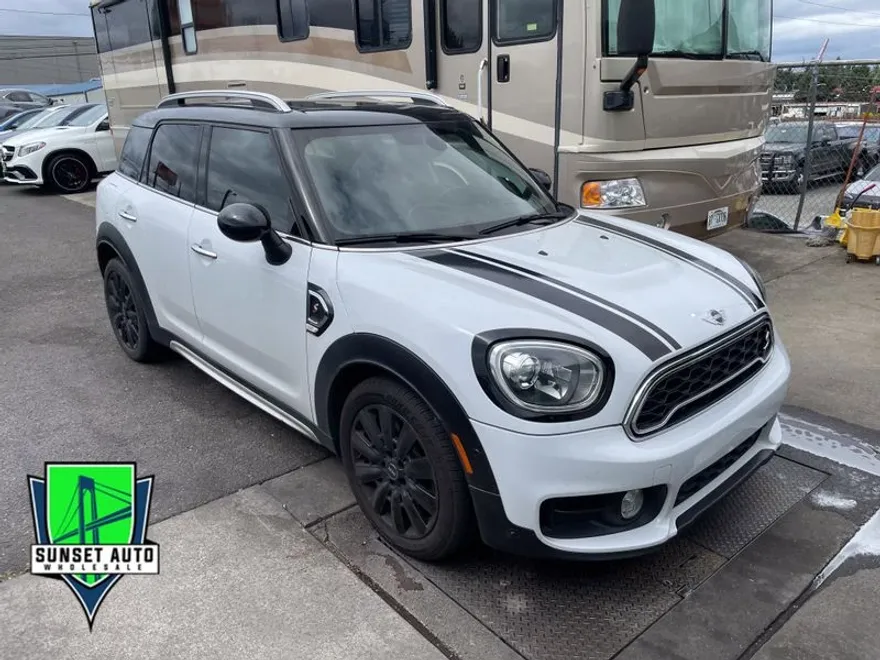 2017 Mini Countryman S photo 1
