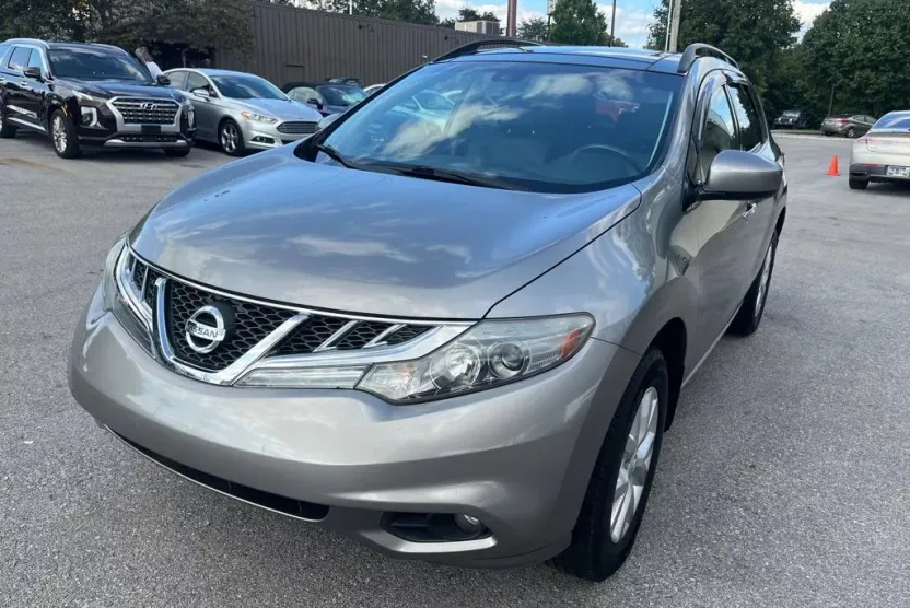 2011 Nissan Murano SL photo 1