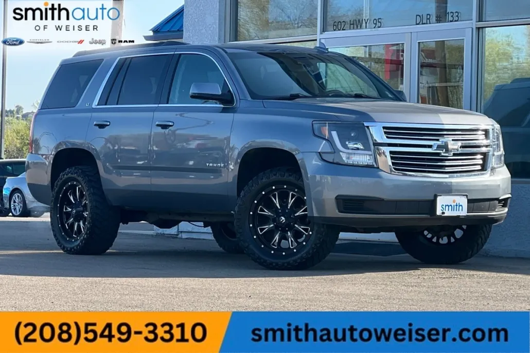 2019 Chevrolet Tahoe LT photo 1