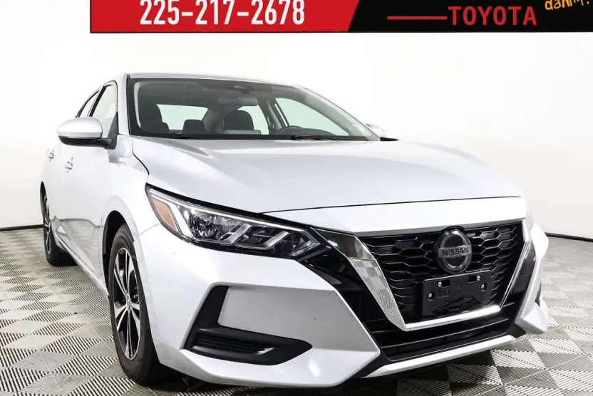 2023 Nissan Sentra SV photo 1