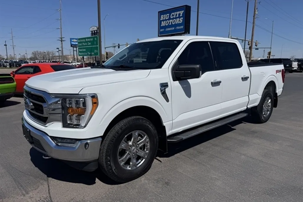2021 Ford F-150 XLT photo 1
