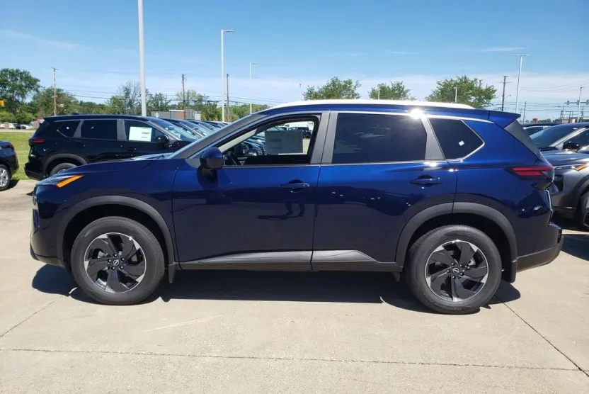 2026 Nissan Rogue SV photo 1