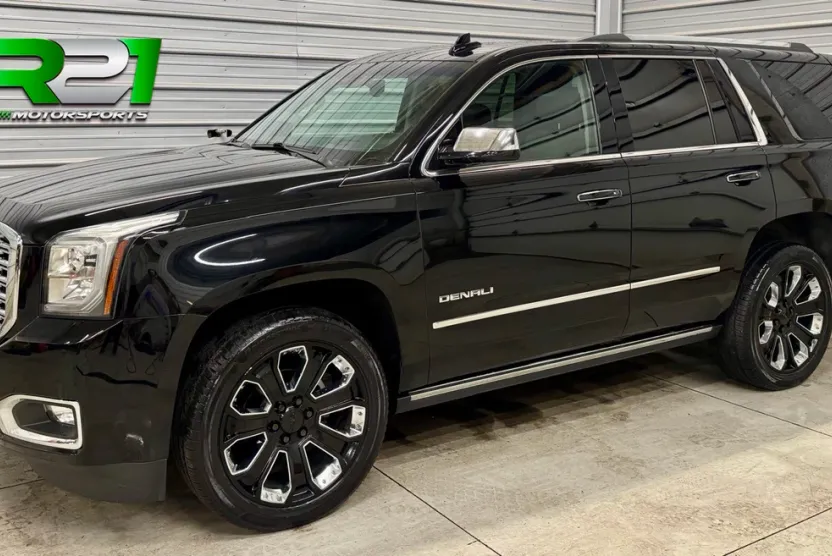 2019 Gmc Yukon Denali photo 1