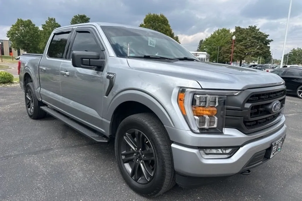 2022 Ford F-150 XLT photo 1