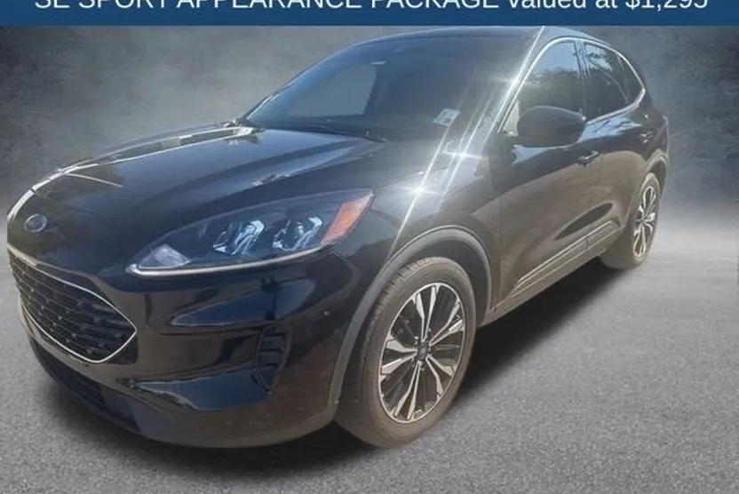 2021 Ford Escape SE photo 1