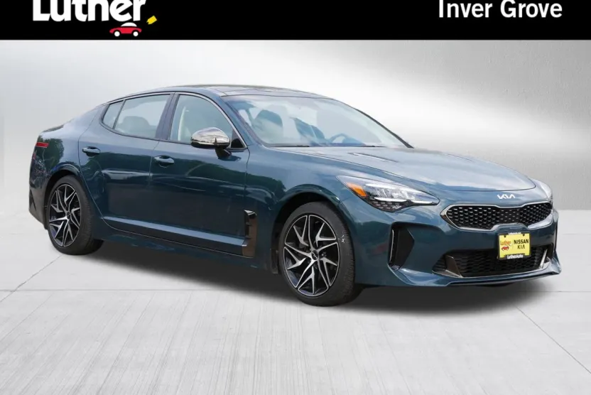 2023 Kia Stinger GT-Line photo 1