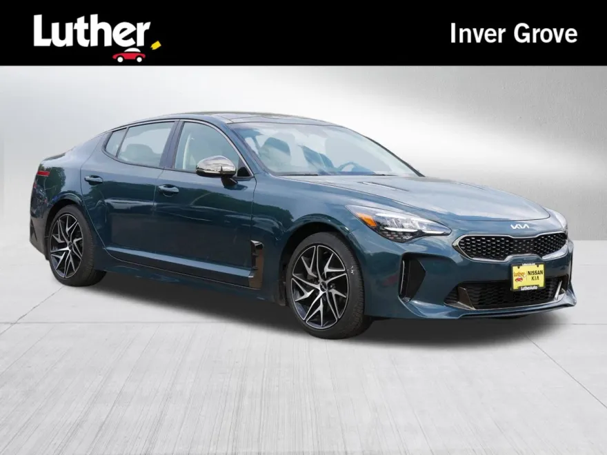 2023 Kia Stinger GT-Line photo 1