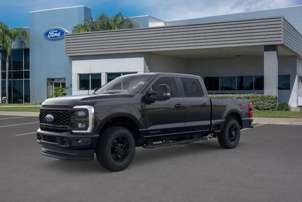 2025 Ford F-250 photo 1