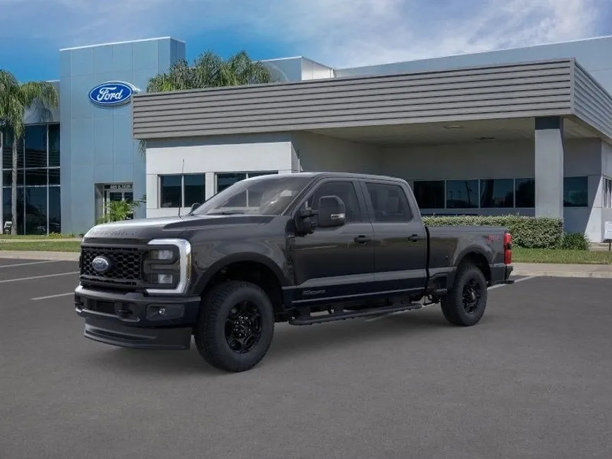 2025 Ford F-250 photo 1