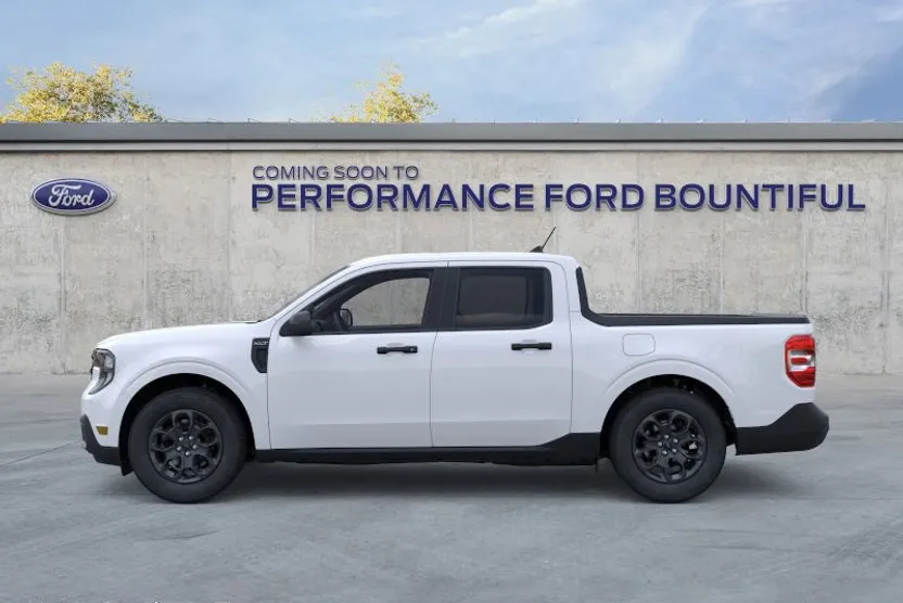 2025 Ford Maverick XLT photo 1