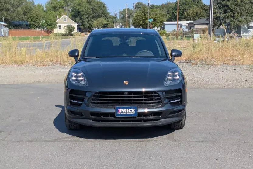 2019 Porsche Macan photo 1