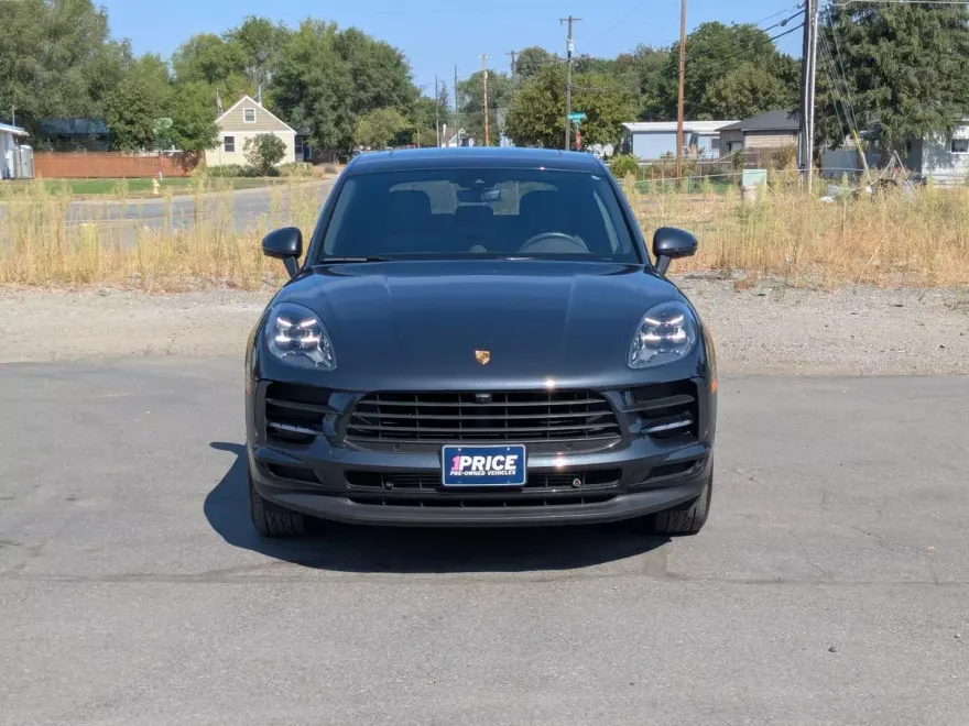 2019 Porsche Macan photo 1
