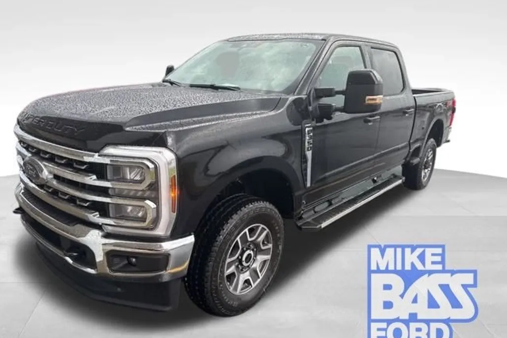 2026 Ford F-350 Lariat photo 1