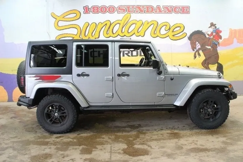 2017 Jeep Wrangler Unlimited Sahara photo 1