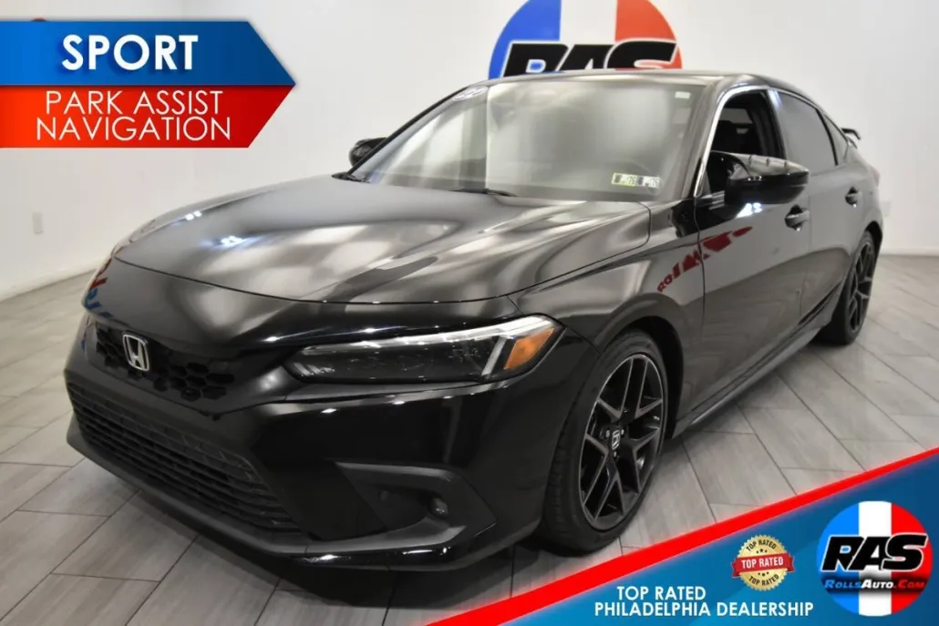 2022 Honda Civic Sport Touring photo 1