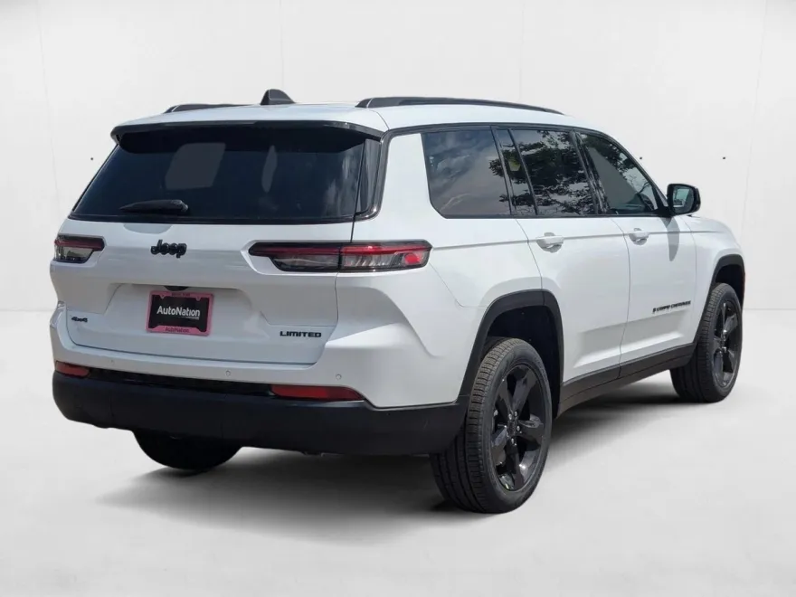 2025 Jeep Grand Cherokee Limited photo 1