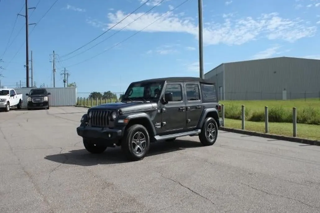 2018 Jeep Wrangler Unlimited Sport S photo 1