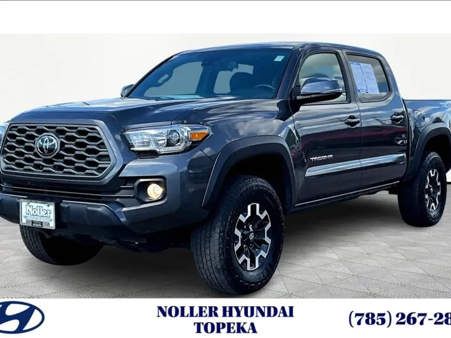 2023 Toyota Tacoma TRD Off-Road photo 1