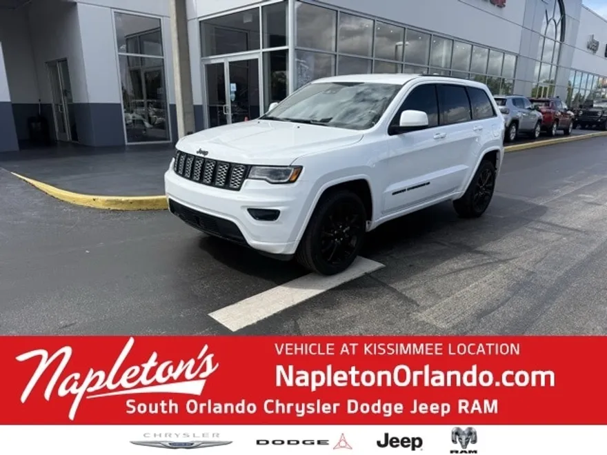 2022 Jeep Cherokee Laredo X photo 1
