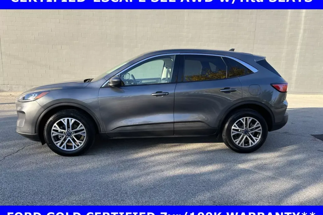2022 Ford Escape SEL photo 1