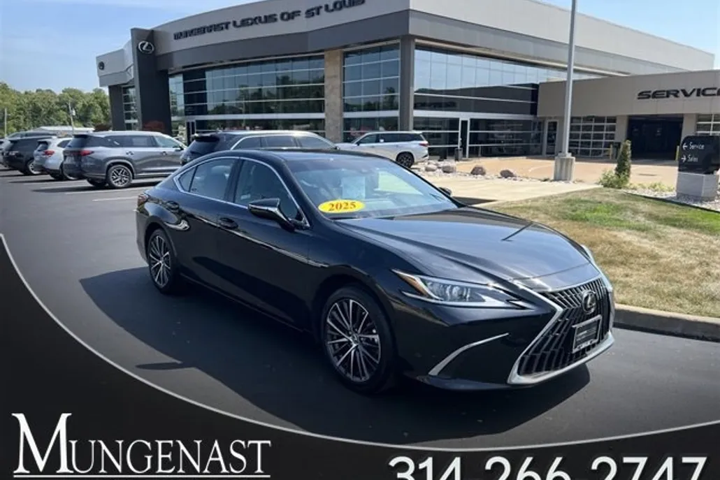 2025 Lexus ES 350 photo 1